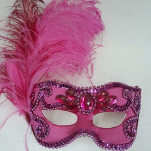 MASCARA JULIETA PINK PLUMAS LUXO FESTA VENEZIANA