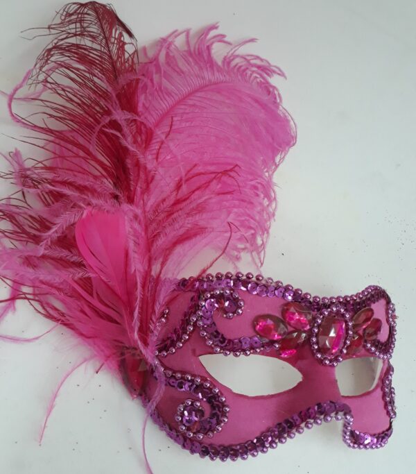 MASCARA JULIETA PINK PLUMAS LUXO FESTA VENEZIANA - Imagem 3