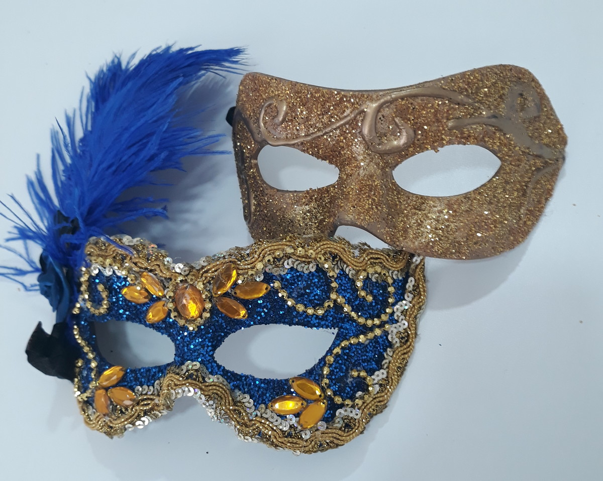 mascaras-casal-julieta-e-romeu-azul-dourado-luxo-festa-mascara-baile.jpg