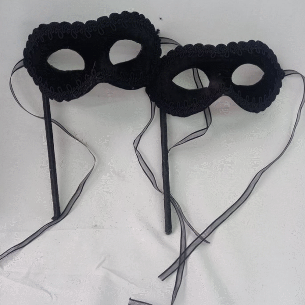 2 Máscaras Colombina Black Haste Destacável Luxo - Imagem 4