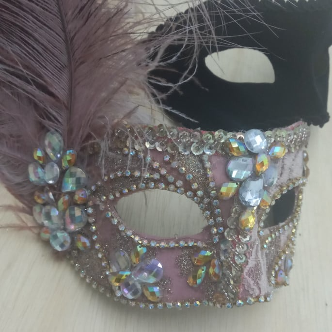 4-mascaras-luxo-festa-kit-caldei