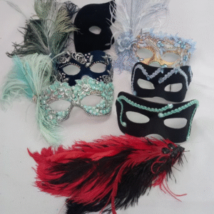 6 MASCARAS LUXO 1 ARRANJO PLUMAS FESTA