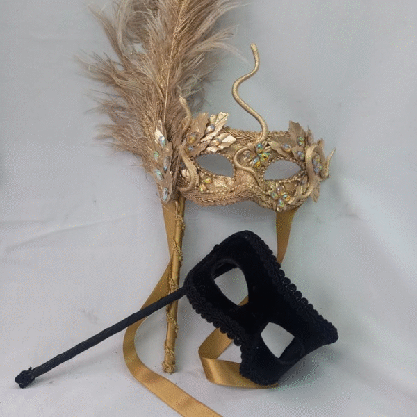 Casal Mascara Colombina Cobra Ouro e Romeu Black Haste Luxo - Imagem 2