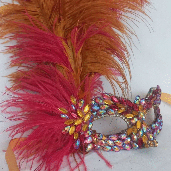 Mascara Colombina Vermelha Dourada Luxo Festa - Imagem 2