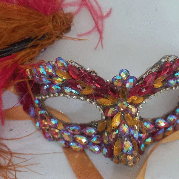 Mascara Colombina Vermelha Dourada Luxo Festa - Imagem 5