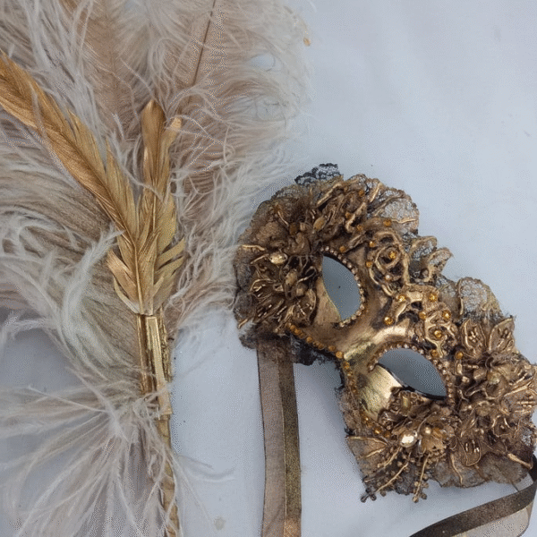 Kit 2 Máscaras Venezianas Luxo Baile Haste Plumas Removível - Imagem 5