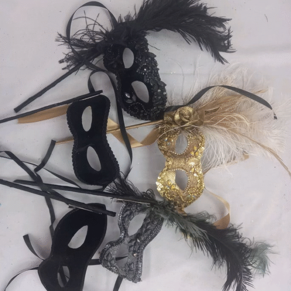 Kit 5 máscaras festa luxo - Imagem 3