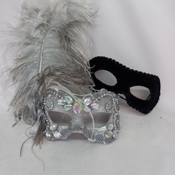 Kit Máscaras Família Luxo Festa - Imagem 2