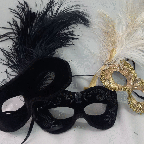 Kit Mascaras Infantil Dourada e Casal Black - Imagem 2