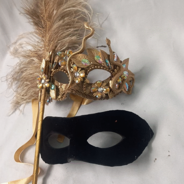Mascara Casal Colombina Dourada Cobra Haste Romeu Black Luxo - Imagem 3