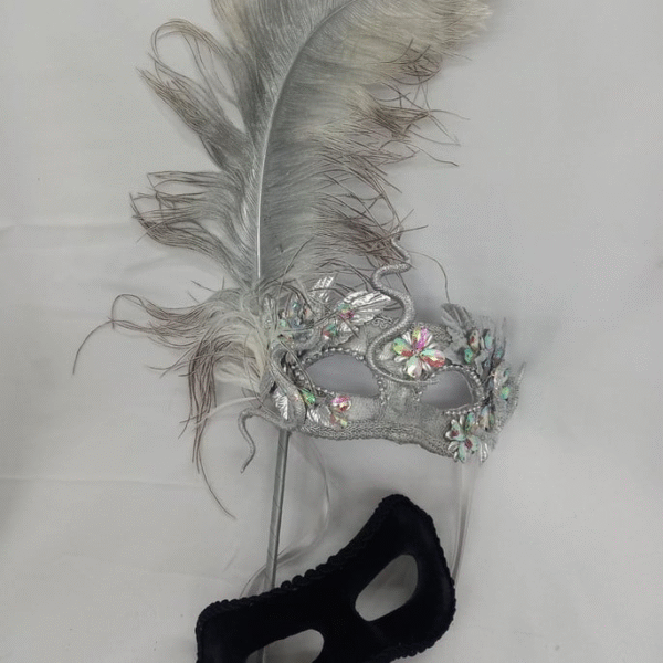 Mascara Colombina Cobra Prata e Romeu Veludo Preto Festa Lux