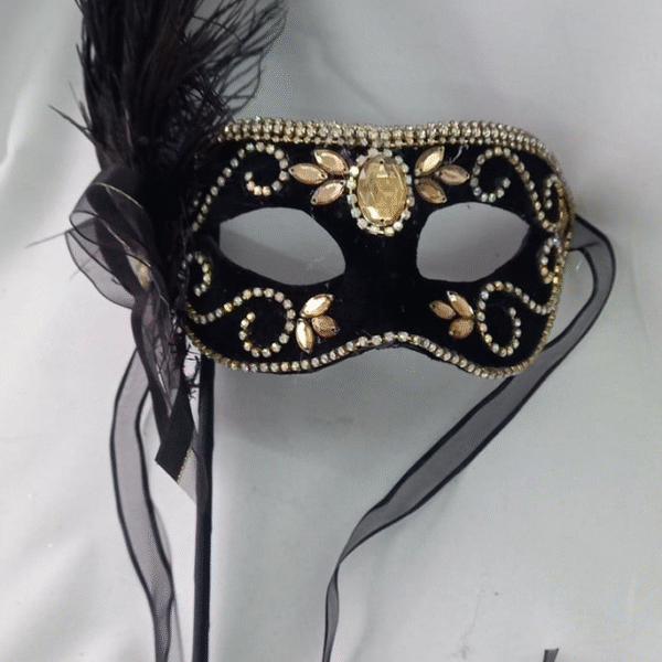 Mascara Colombina Preta Dou Strass Haste e Plumas Destacáve