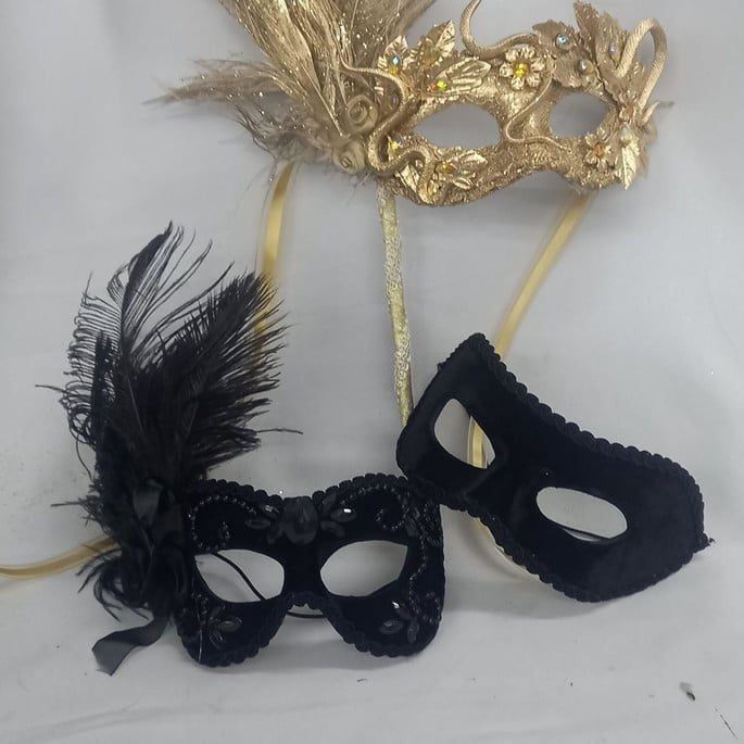 mascaras-casal-romeu-julieta-bla