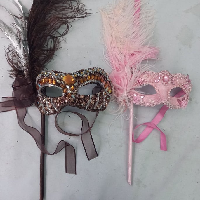 mascaras-com-haste-luxo-festa-ma