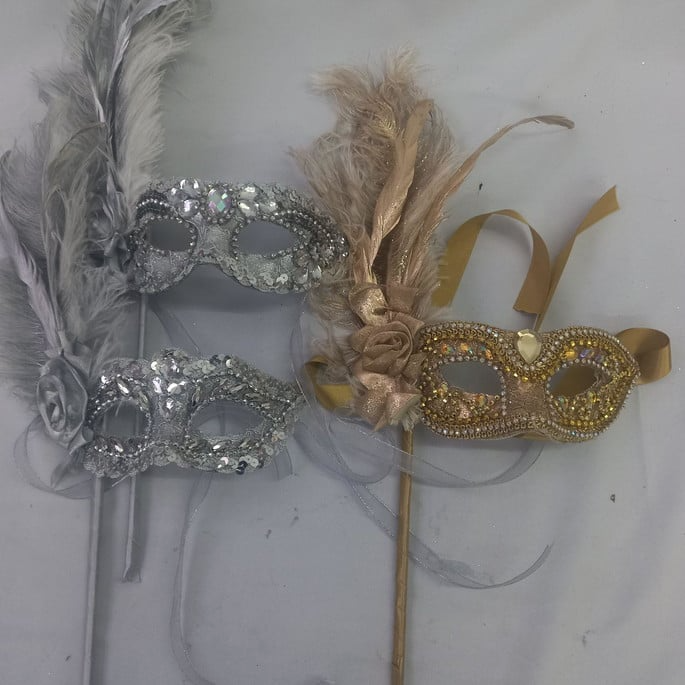 mascaras-trio-colombina-com-hast